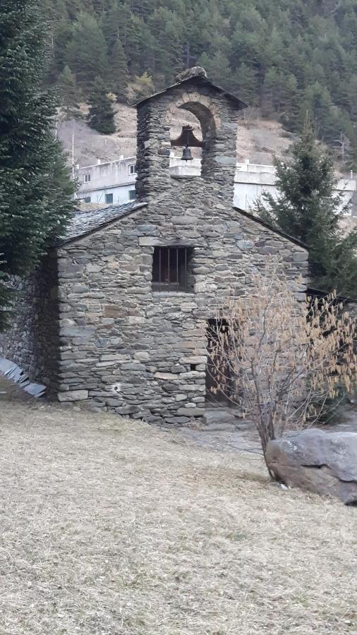 Comfortable Studio With Mountain View In Arinsal 40 M² + Ski Storage Exterior photo