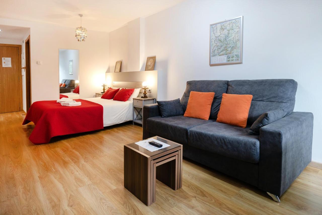 Comfortable Studio With Mountain View In Arinsal 40 M² + Ski Storage Exterior photo